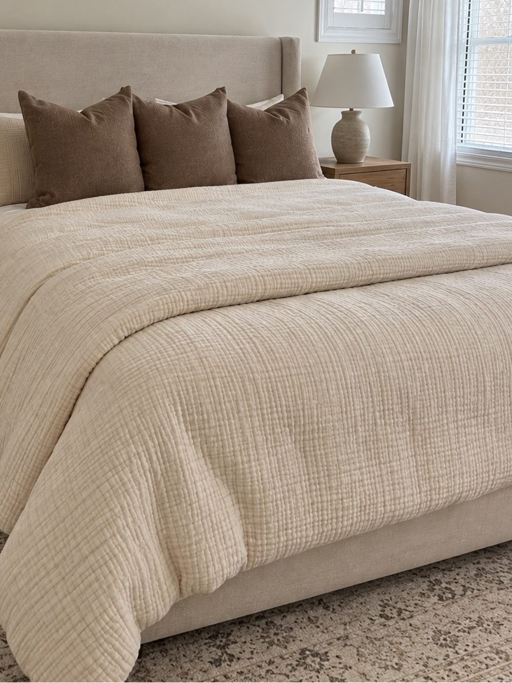 Casaluna King Textured Chambray Comforter – Natural.